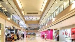 West Coast Plaza (D5), Retail #588618031